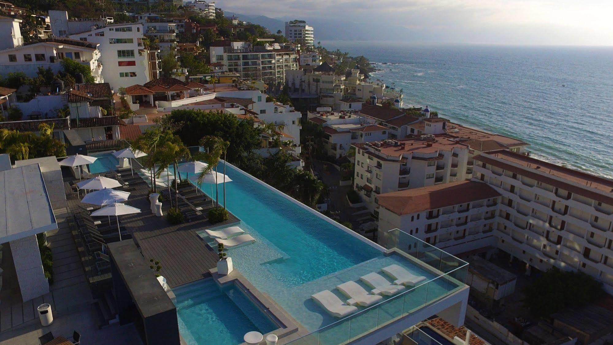 D Terrace Luxury Residences Hotel Puerto Vallarta